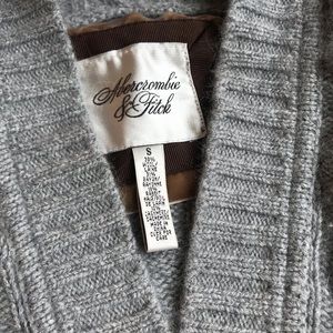 Wool hooded sweater